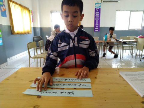 Grade 3 “Menghafal Surah An-Nasr dengan Menggunakan Konsep Puzzle”